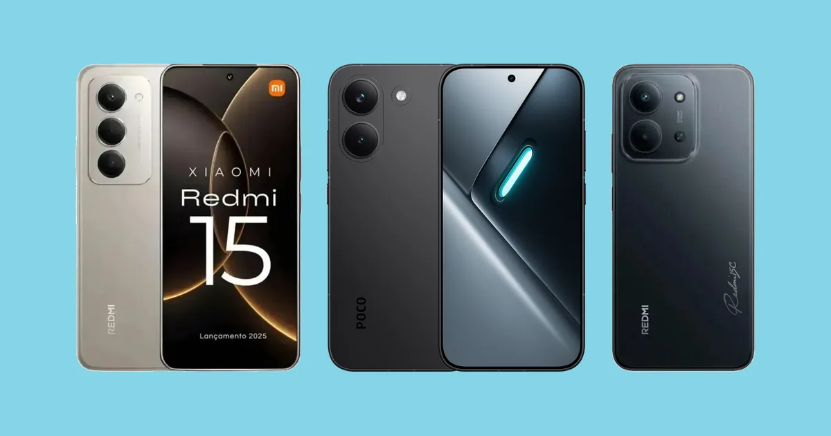 Redmi 15 Cinza Titan, Poco X8 Pro preto e Redmi 15C preto sobre fundo azul-claro